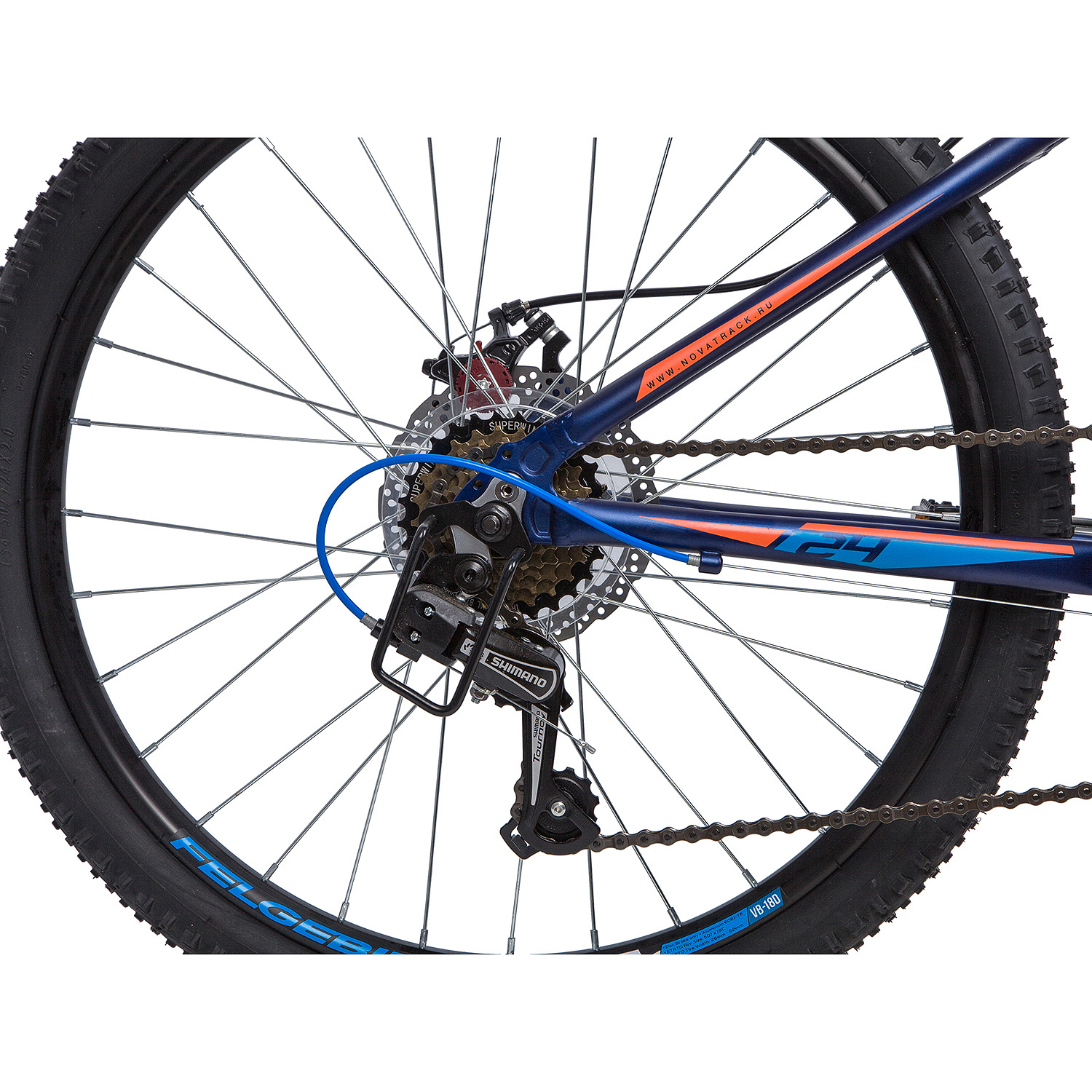 Велосипед NOVATRACK LUMEN Disc 24" (2019), рама 13" (130-155 см), синий Велосипед NOVATRACK LUMEN Disc 24" (2019), рама 13" (130-155 см), синий