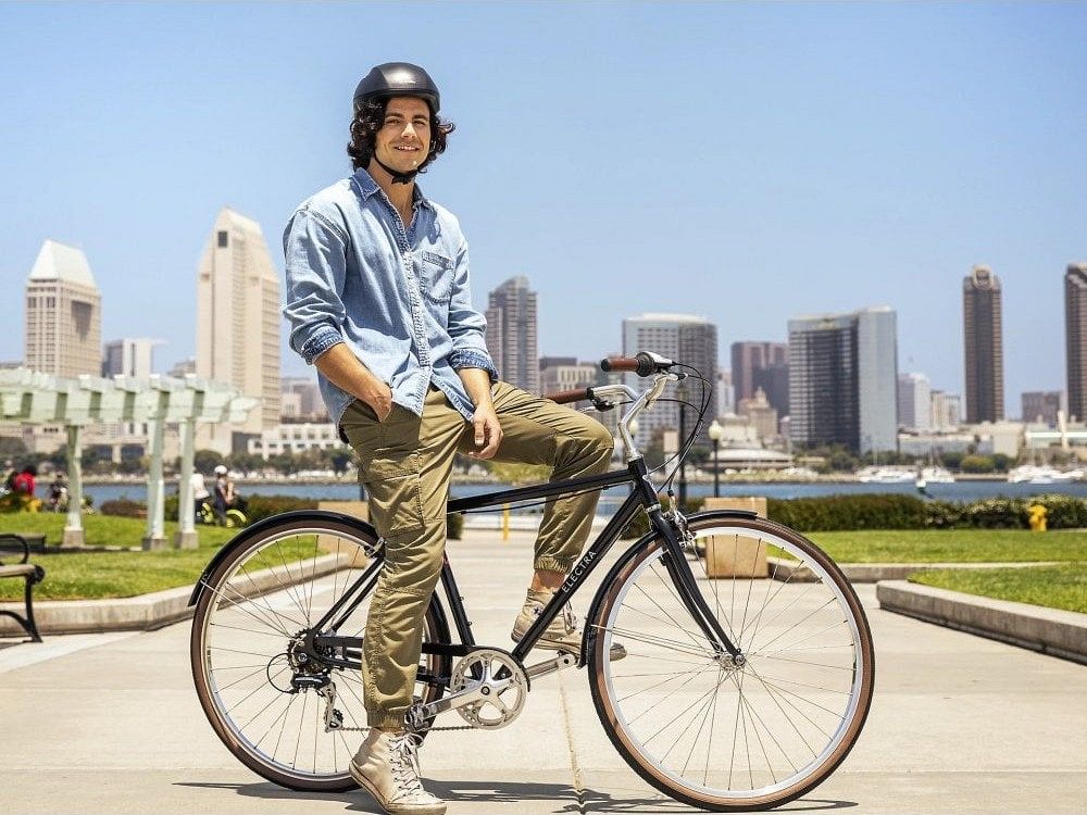 Велосипед Electra Loft 7D Step Over, рама M (165-175 см), черный Велосипед Electra Loft 7D Step Over, рама M (165-175 см), черный