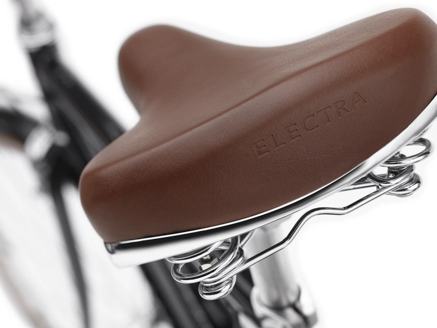 Велосипед Electra Loft 7D Step Over, рама M (165-175 см), черный Велосипед Electra Loft 7D Step Over, рама M (165-175 см), черный