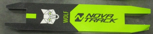 Шкурка-накладка на деку трюкового самоката Novatrack Wolf Plastic EL, 47,5см*9см, зеленая