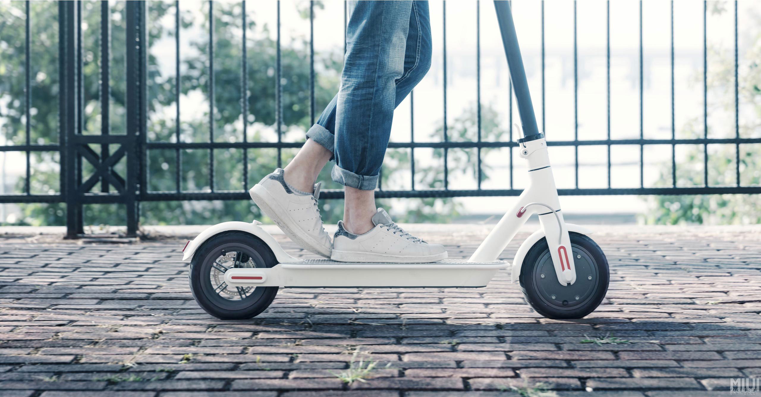 Электросамокат - новый популярный вид транспорта Электросамокат - новый популярный вид транспорта