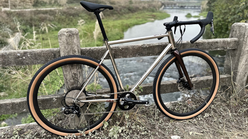 Хромолибден, карбон и характер: обзор грэвел-байка Hagen Cr-Mo GR11