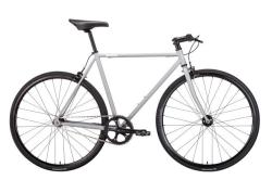 Велосипед BEARBIKE Saint Petersburg 28" (2021), рама 54 см (175-185 см), серый Велосипед BEARBIKE Saint Petersburg 28" (2021), рама 54 см (175-185 см), серый