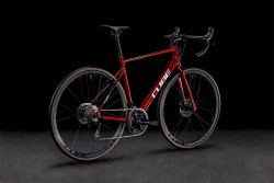 Велосипед Cube Attain SL 28" (2022), рама 58 см (185-195 см), красный Велосипед Cube Attain SL 28" (2022), рама 58 см (185-195 см), красный