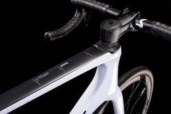 Велосипед Cube Agree C:62 28" (2022), рама 58 см (185-195 см), белый