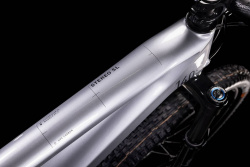 Велосипед Cube Stereo 140 HPC SL 27.5" (2022), рама M (165-175 см), серебристый