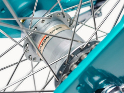 Велосипед Electra Cruiser 3i Step Thru, рама M (165-175 см), зеленый Велосипед Electra Cruiser 3i Step Thru, рама M (165-175 см), зеленый